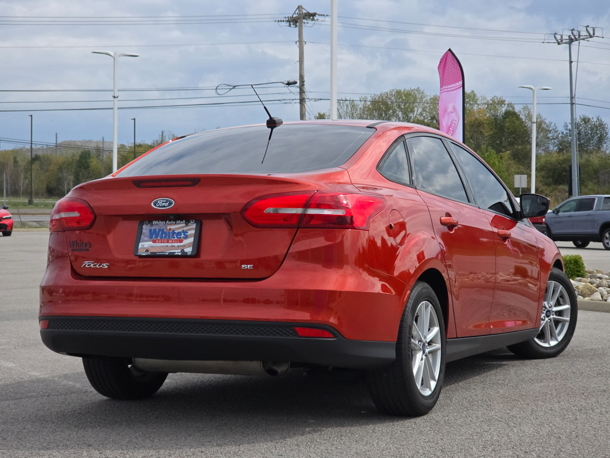 Used 2018 Ford Focus SE with VIN 1FADP3F28JL291408 for sale in Hopkinsville, KY