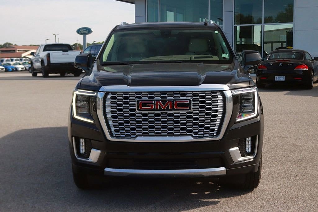 Used 2021 GMC Yukon XL Denali SUV