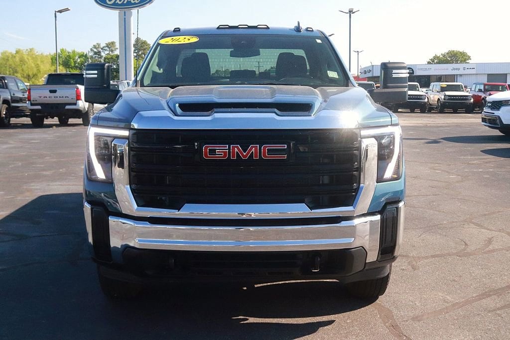 Used 2025 GMC Sierra 2500 HD Pro Truck