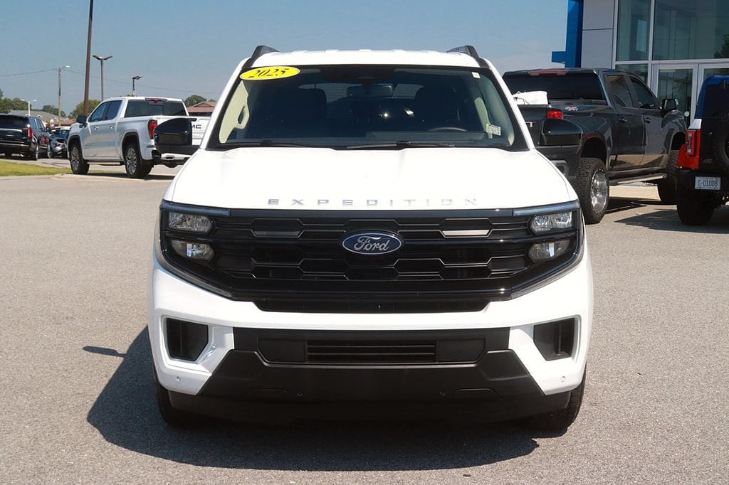 Used 2025 Ford Expedition Active