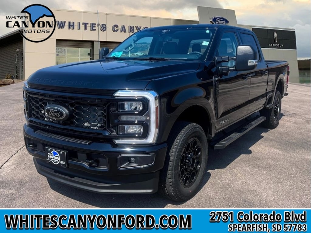 New 2026 Ford F-250 XLT Truck Crew Cab