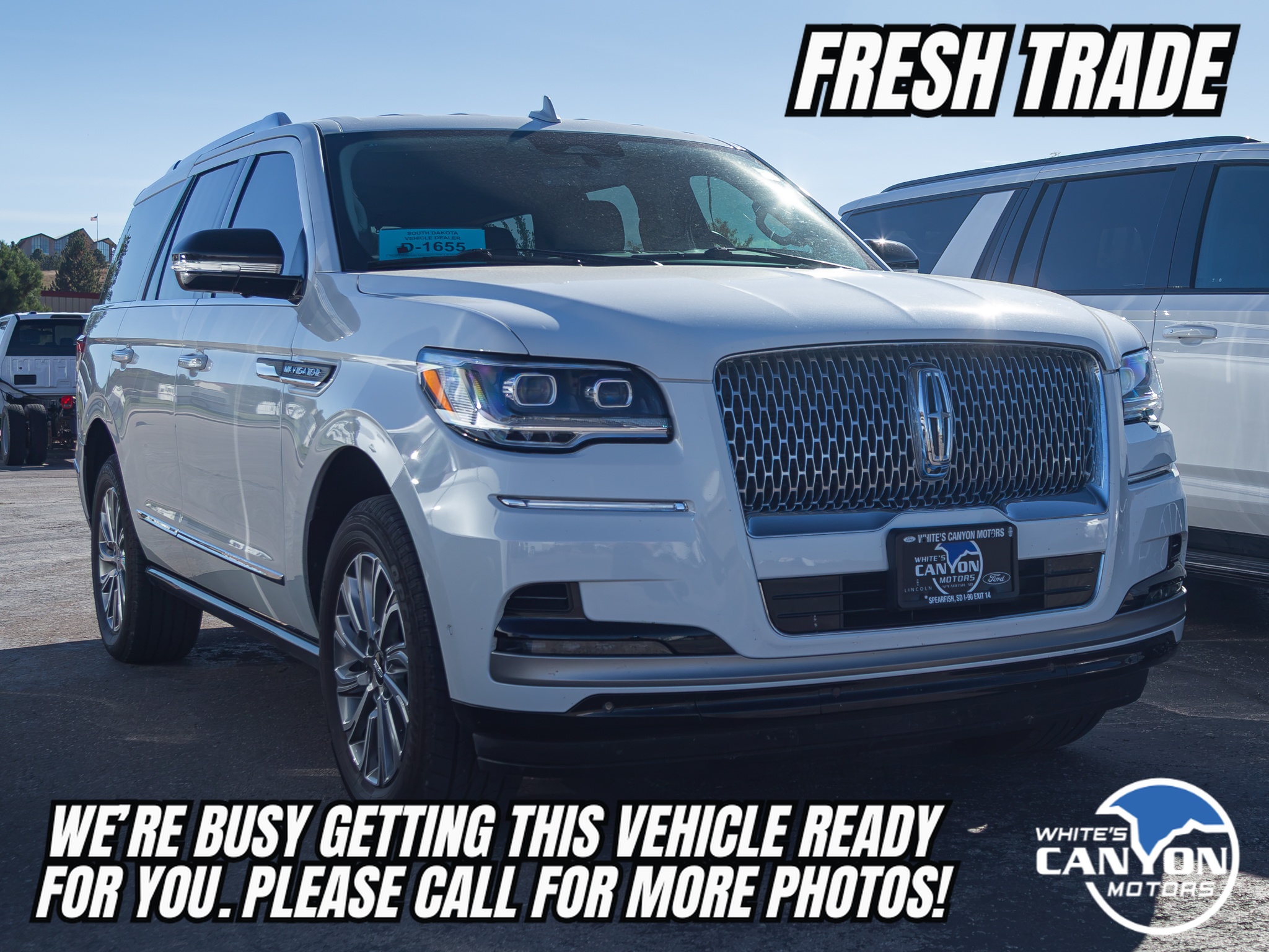 2023 Lincoln Navigator Base