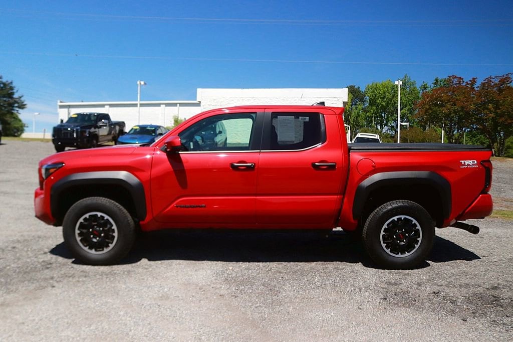 Used 2025 Toyota Tacoma 4WD SR