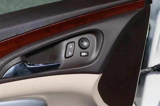 2016 Buick Regal Base - Photo 11