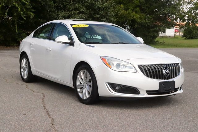 Used 2016 Buick Regal Car
