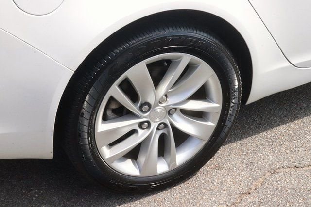 2016 Buick Regal Base - Photo 7