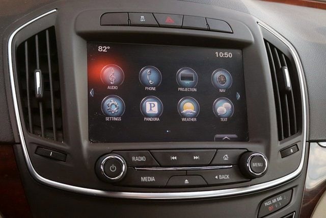 2016 Buick Regal Base - Photo 24
