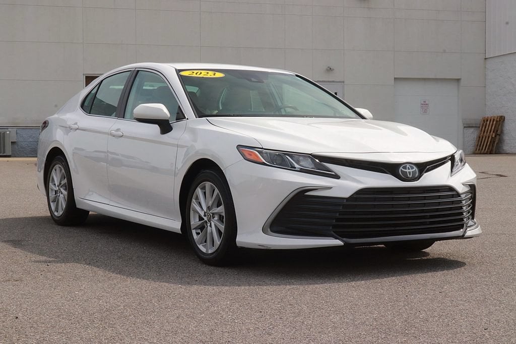 Used 2023 Toyota Camry LE