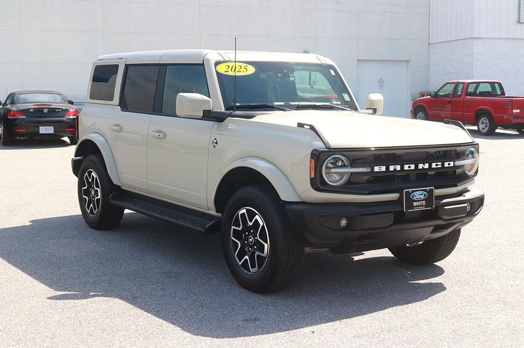 Used 2025 Ford Bronco Outer Banks