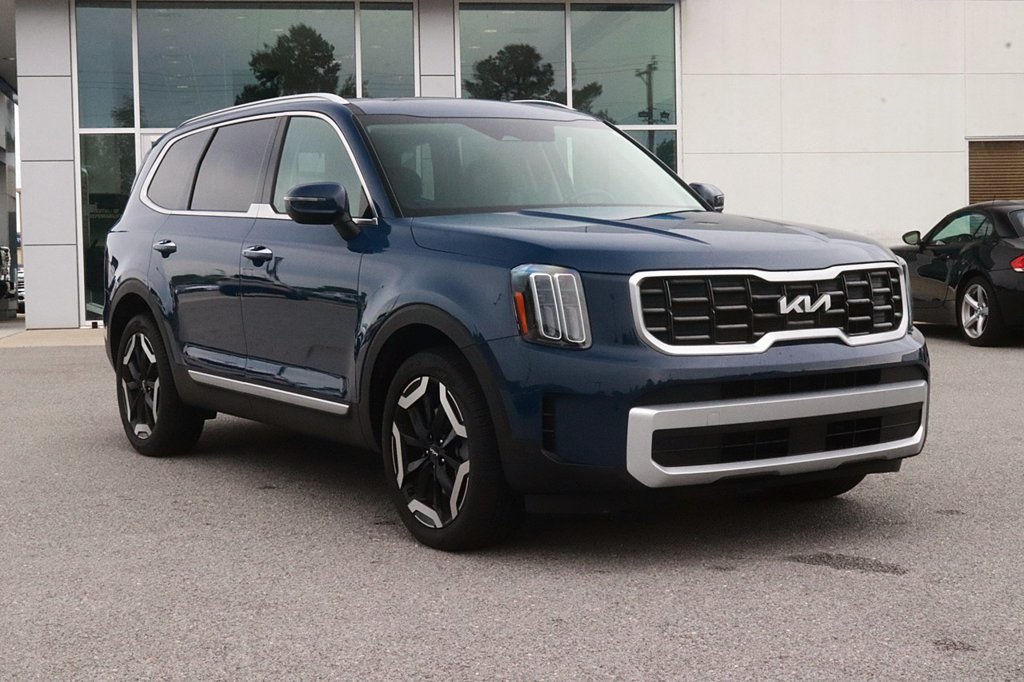 Used 2025 Kia Telluride S