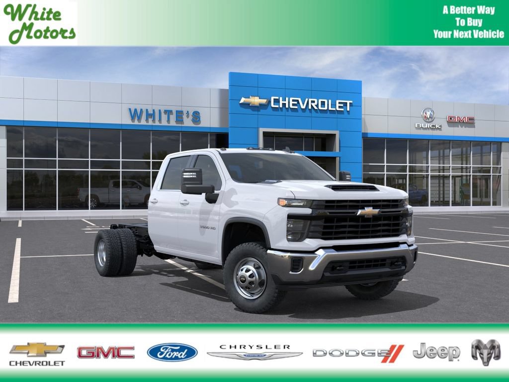  Chevrolet Silverado 3500 HD Chassis Cab