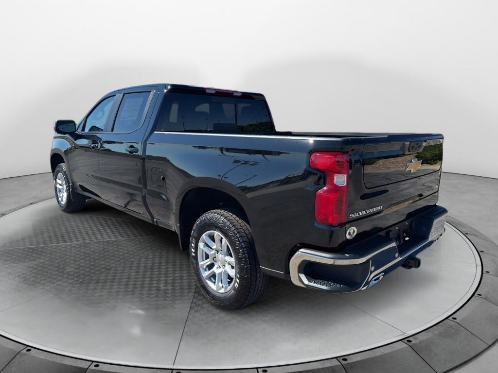 New 2026 Chevrolet Silverado LT Crew Cab