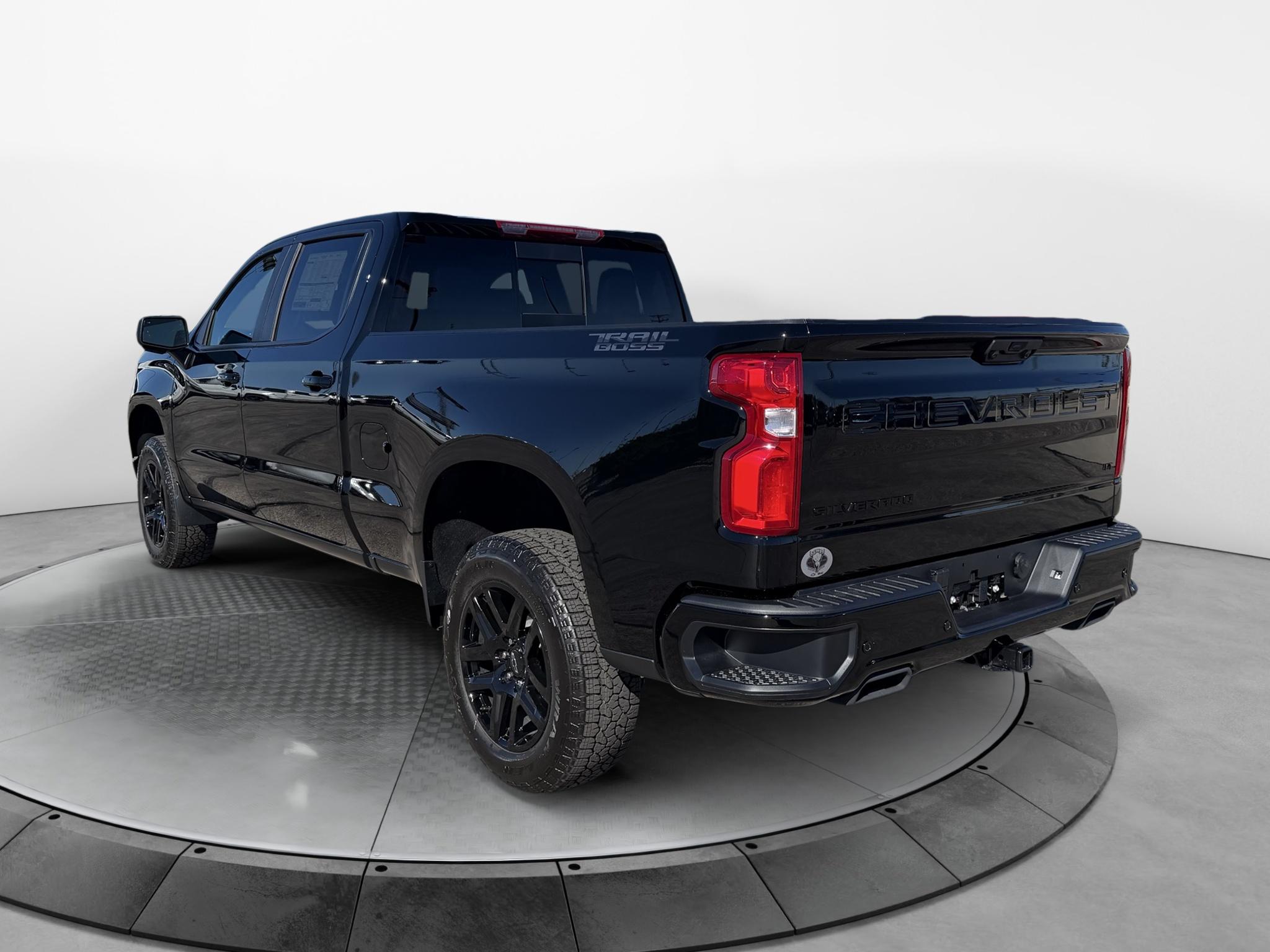New 2026 Chevrolet Silverado LT Trail Boss Crew Cab