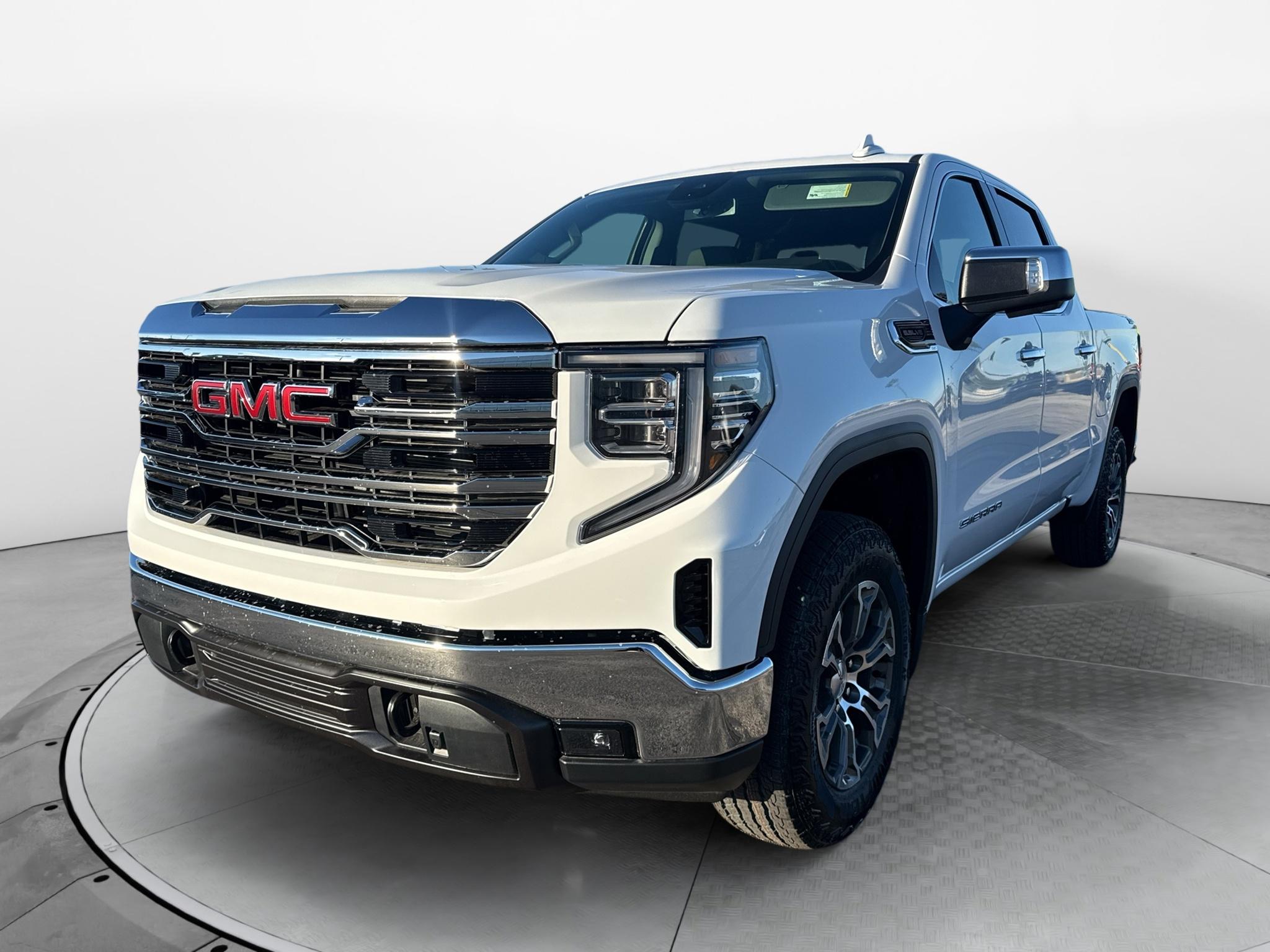 New 2026 GMC Sierra SLT Crew Cab