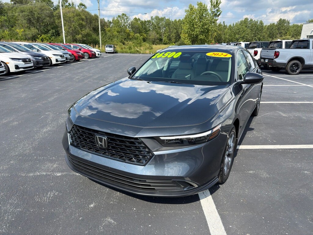Used 2024 Honda Accord EX Sedan