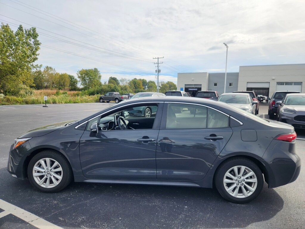 Used 2026 Toyota Corolla Hybrid XLE Sedan