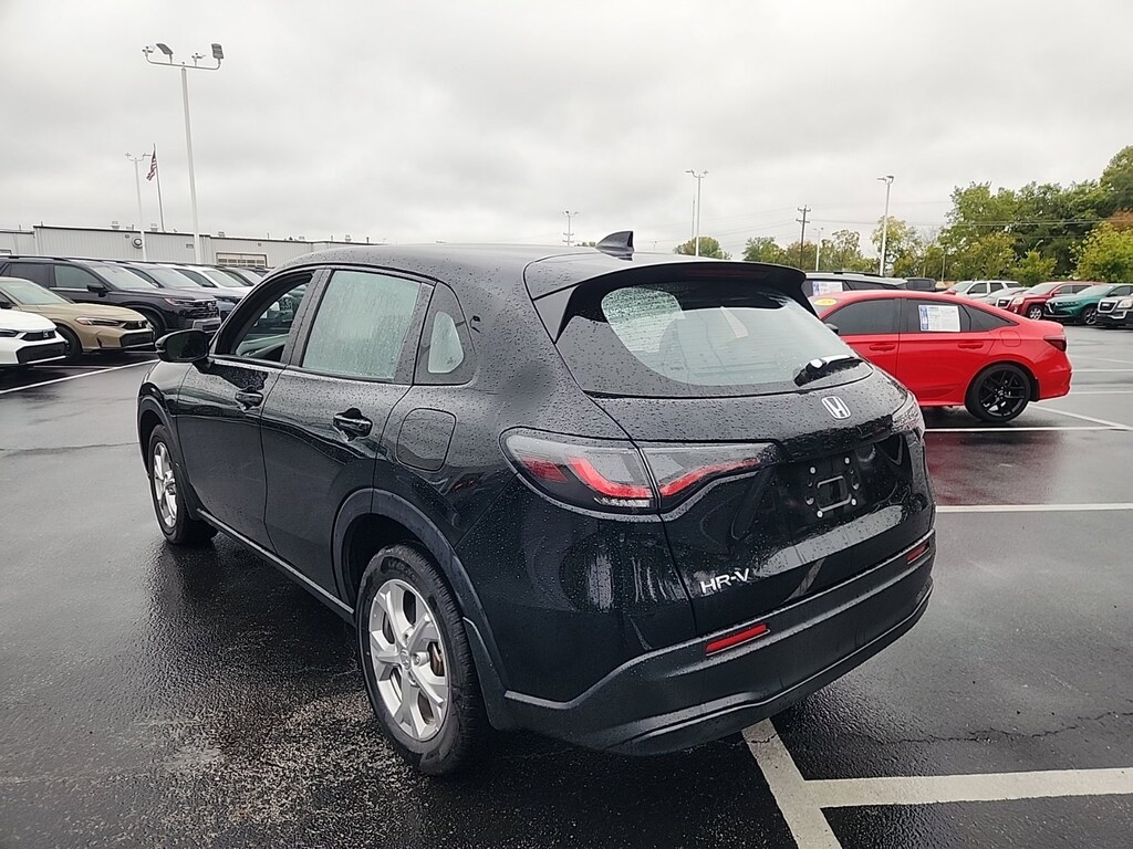 Used 2025 Honda HR-V LX SUV