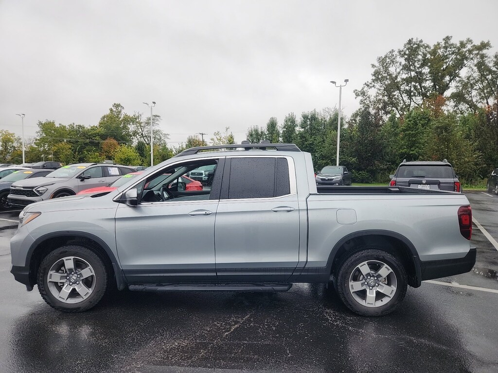 Used 2025 Honda Ridgeline RTL Truck