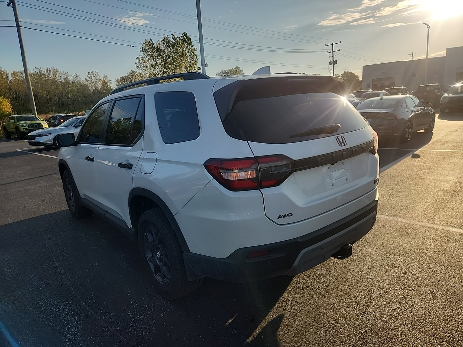 Used 2025 Honda Pilot TrailSport SUV