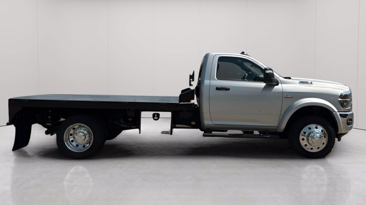 New 2026 Ram 5500 Chassis Cab BIG HORN REGULAR 4X4 84' CA Pickup