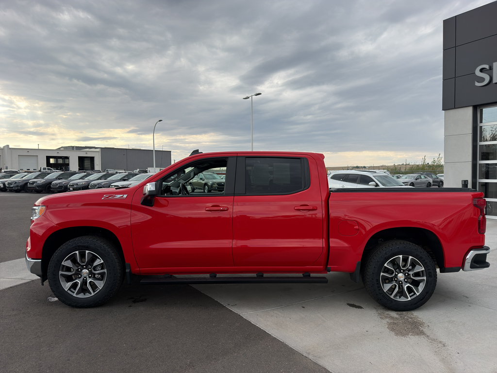 Used 2025 Chevrolet Silverado LT Crew Cab