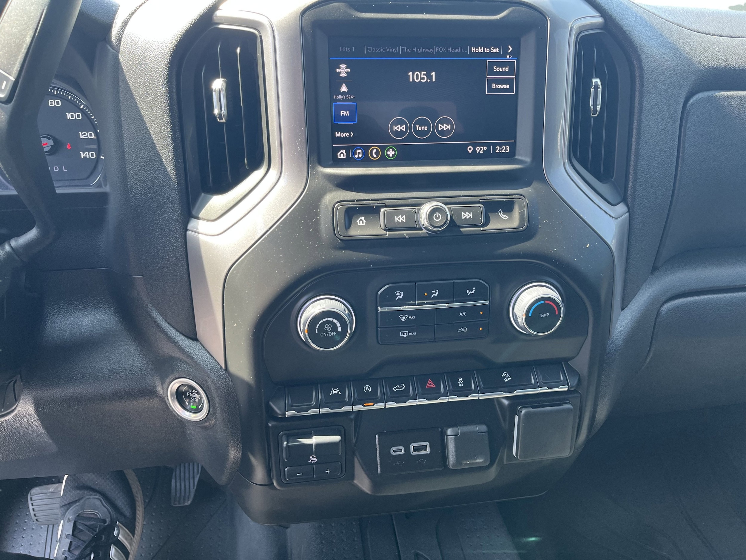 2024 Chevrolet Silverado 1500 Custom - Photo 14