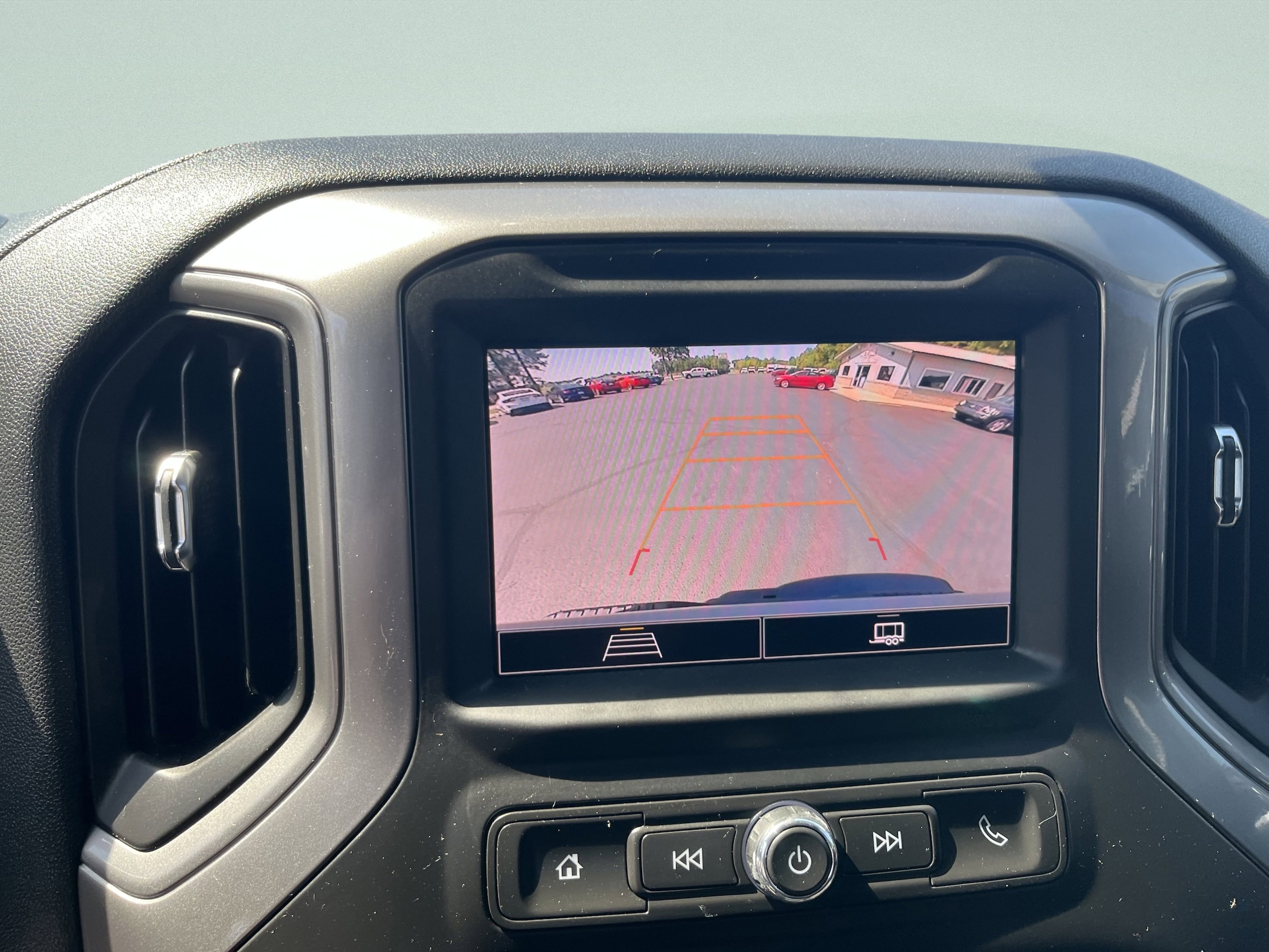 2024 Chevrolet Silverado 1500 Custom - Photo 19