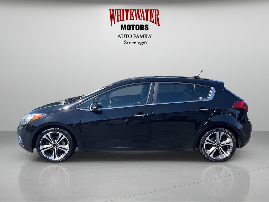 Used 2016 Kia Forte 5-Door EX Hatchback