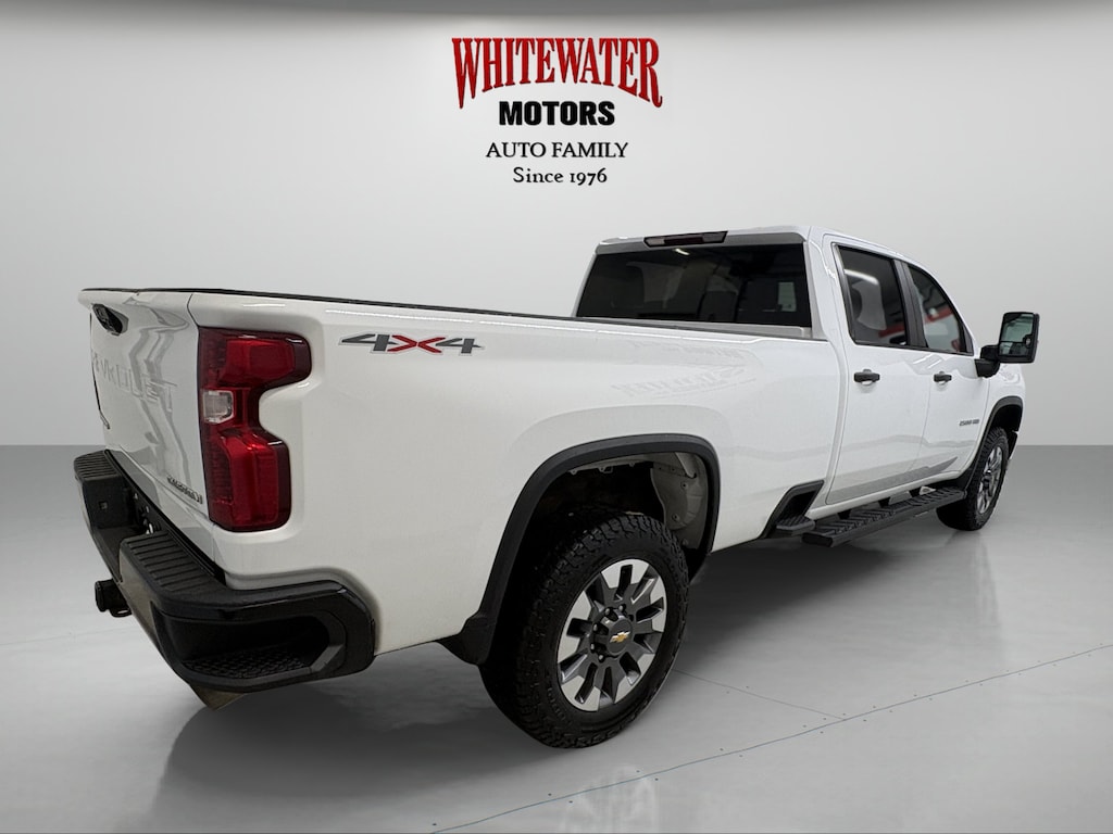 Used 2023 Chevrolet Silverado 2500HD Custom Crew Cab Pickup