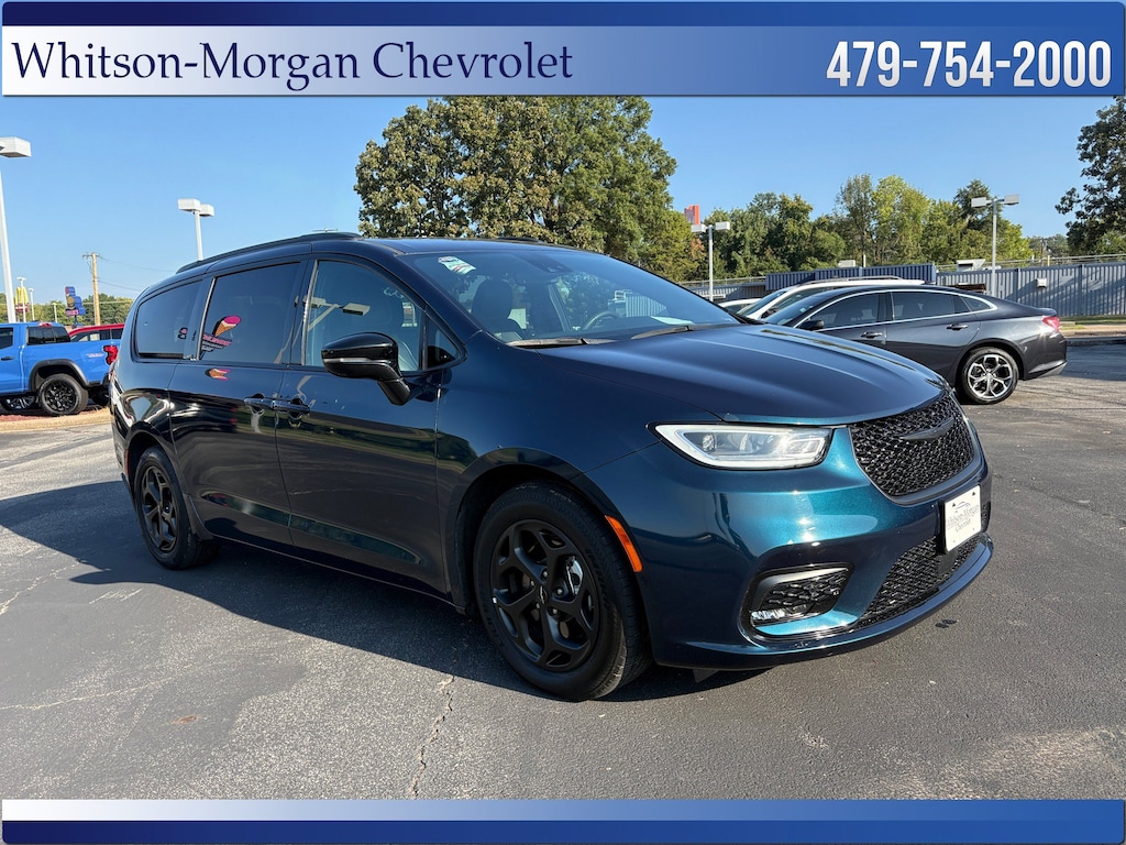 Used 2024 Chrysler Pacifica Hybrid Premium S Appearance Pkg Van Passenger Van