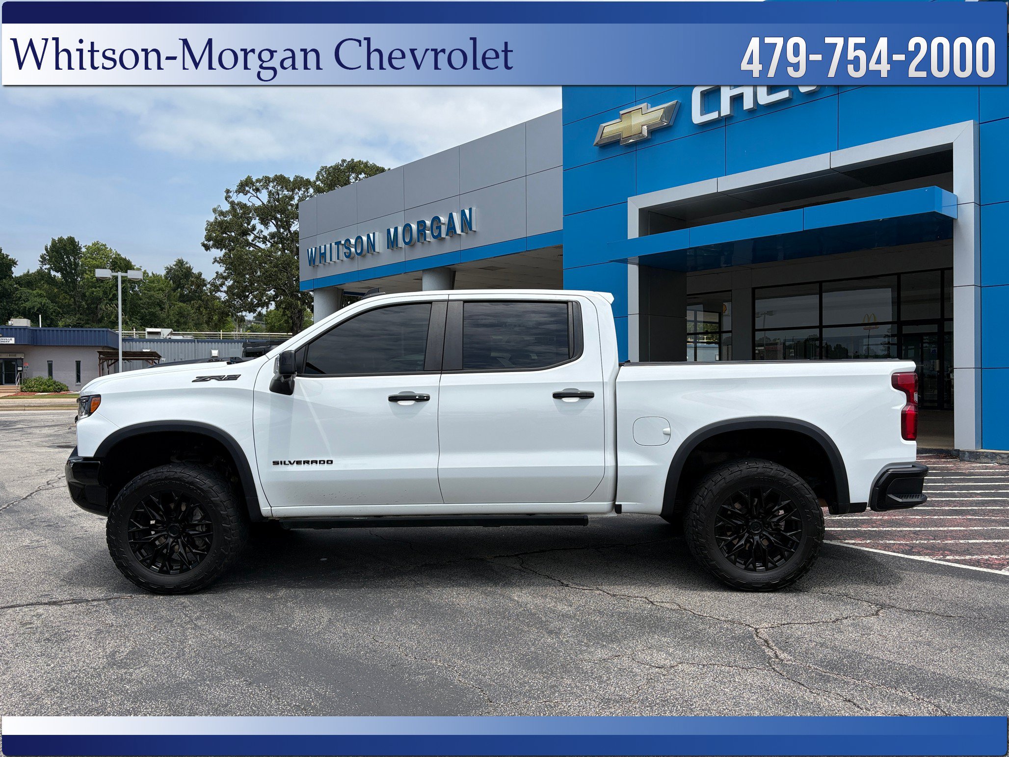 Used 2024 Chevrolet Silverado 1500 ZR2 with VIN 3GCUDHEL7RG108454 for sale in Little Rock