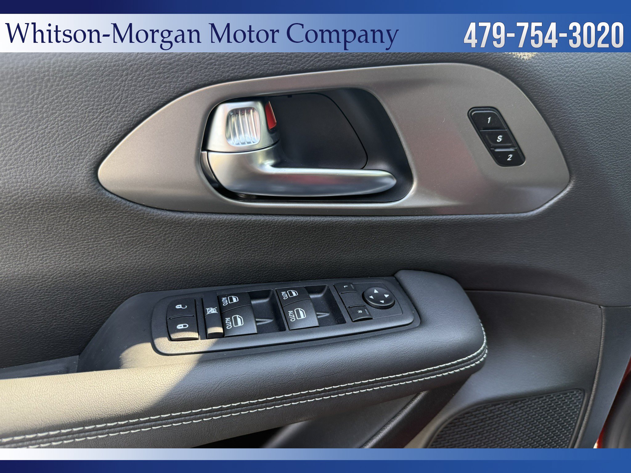 2026 Chrysler Pacifica Select - Photo 15