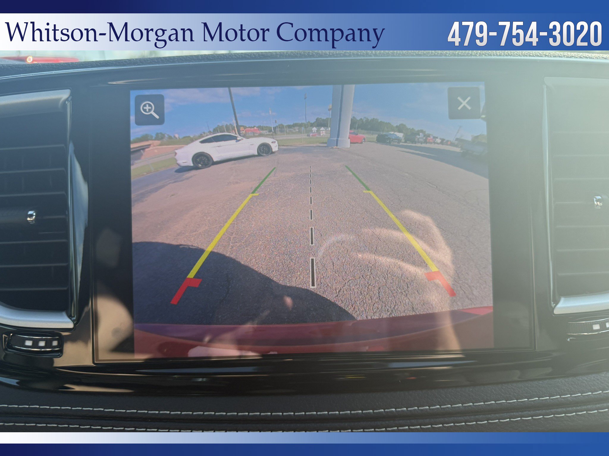 2026 Chrysler Pacifica Select - Photo 38
