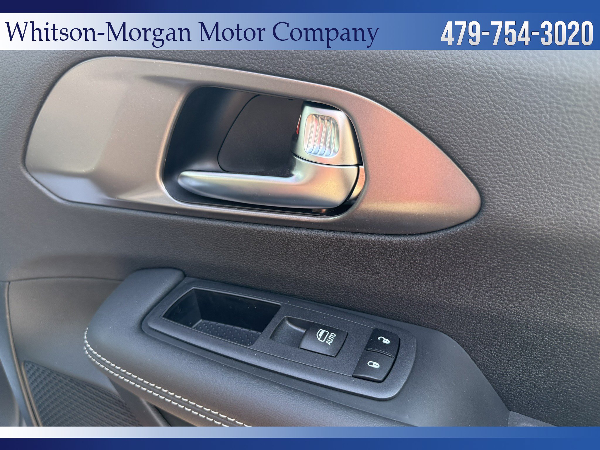 2026 Chrysler Pacifica Select - Photo 8