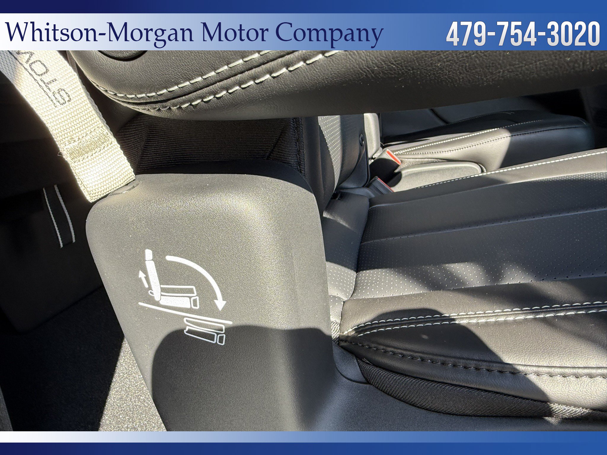 2026 Chrysler Pacifica Select - Photo 13