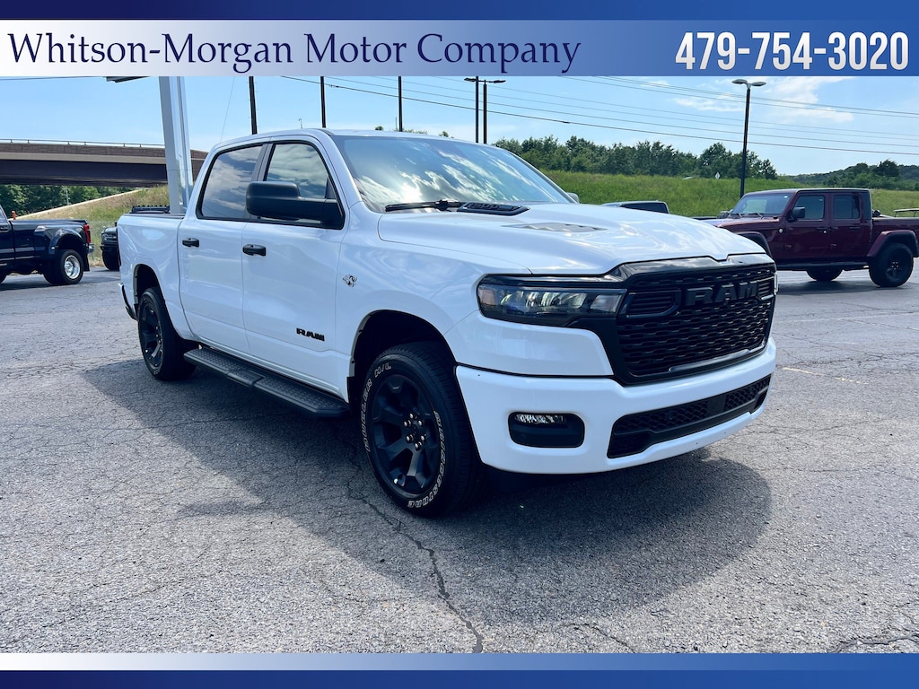 New 2026 Ram 1500 EXPRESS CREW CAB 4X4 5'7 BOX Pickup