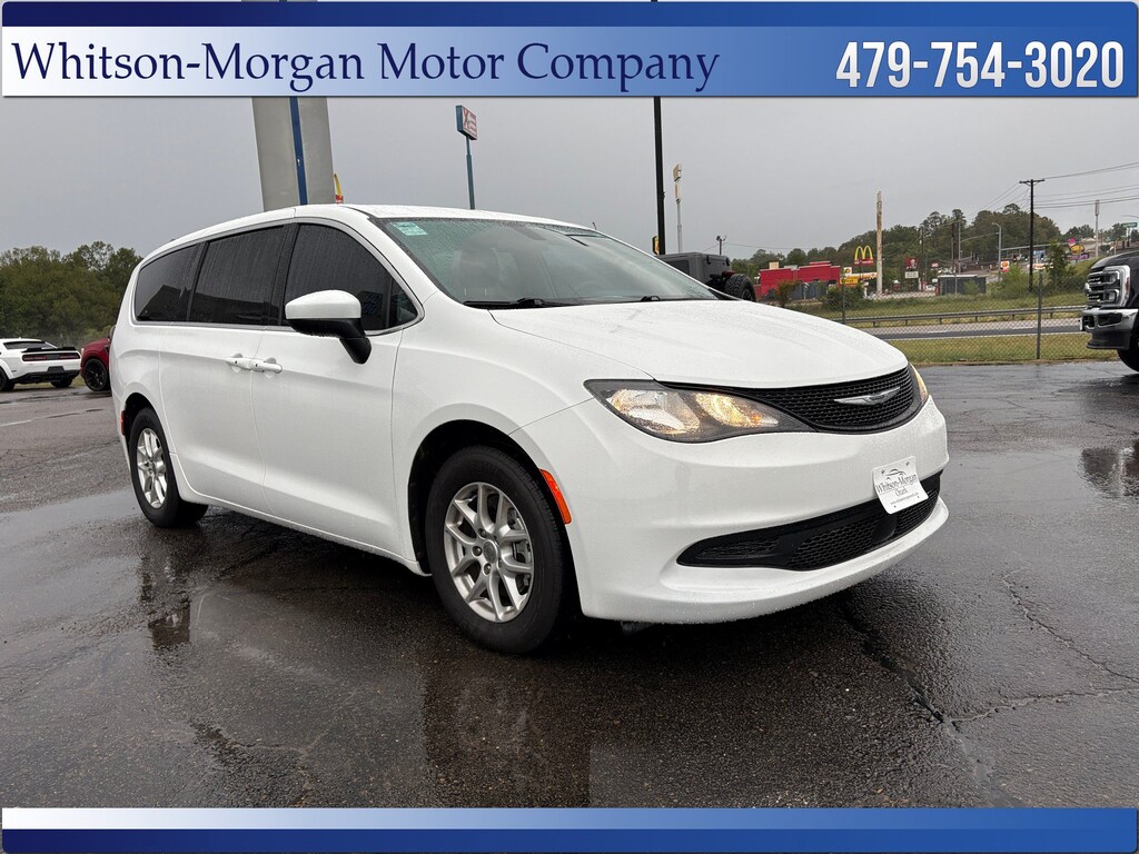 Used 2022 Chrysler Voyager LX LX FWD