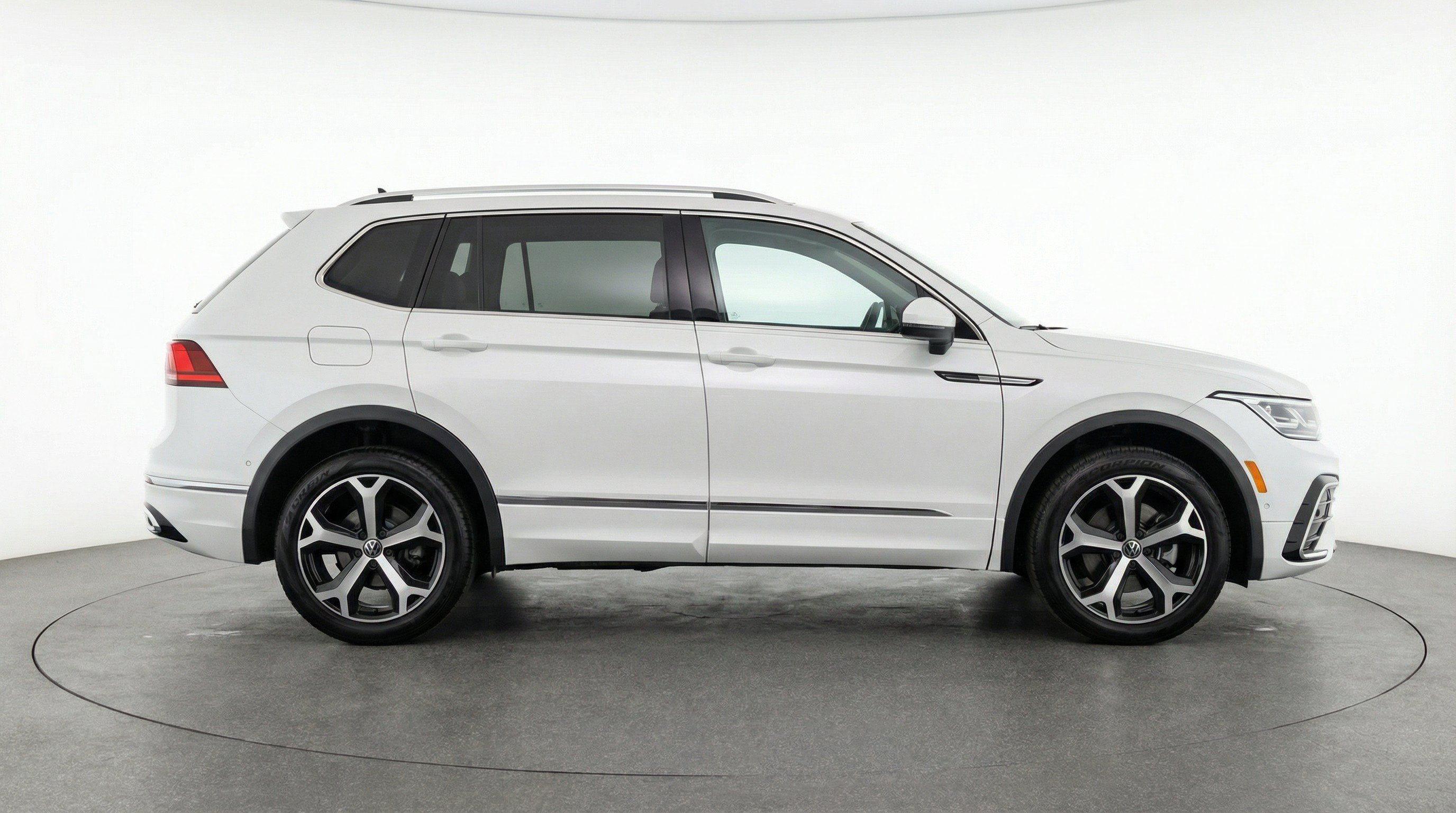 Thumbnail: 2026 Volkswagen Tiguan - 11