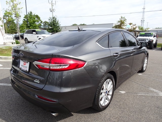 Used 2019 Ford Fusion SE Sedan