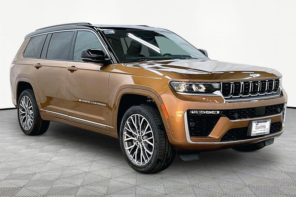 New 2026 Jeep Grand Cherokee L Summit Sport Utility
