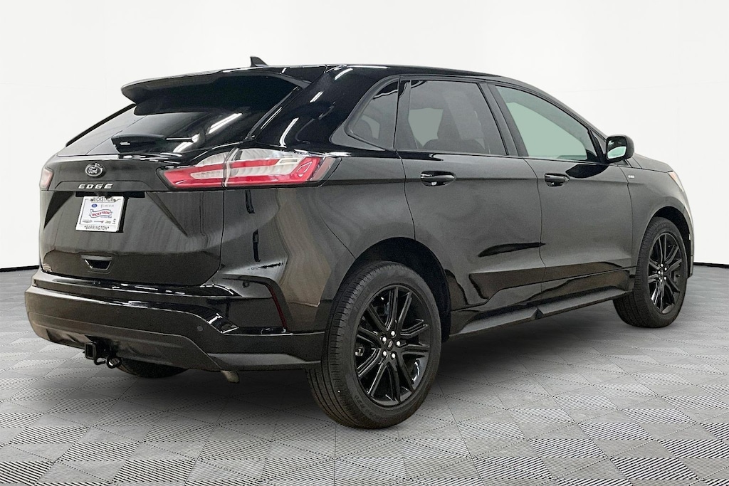 Used 2024 Ford Edge ST Line SUV
