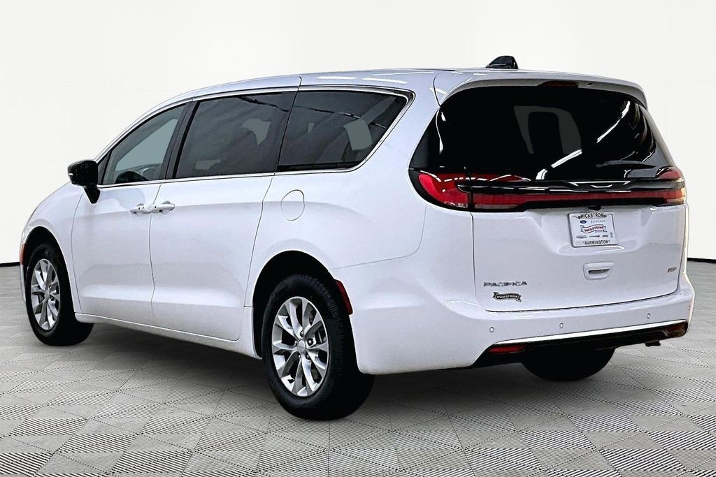 New 2027 Chrysler Pacifica Select Passenger Van