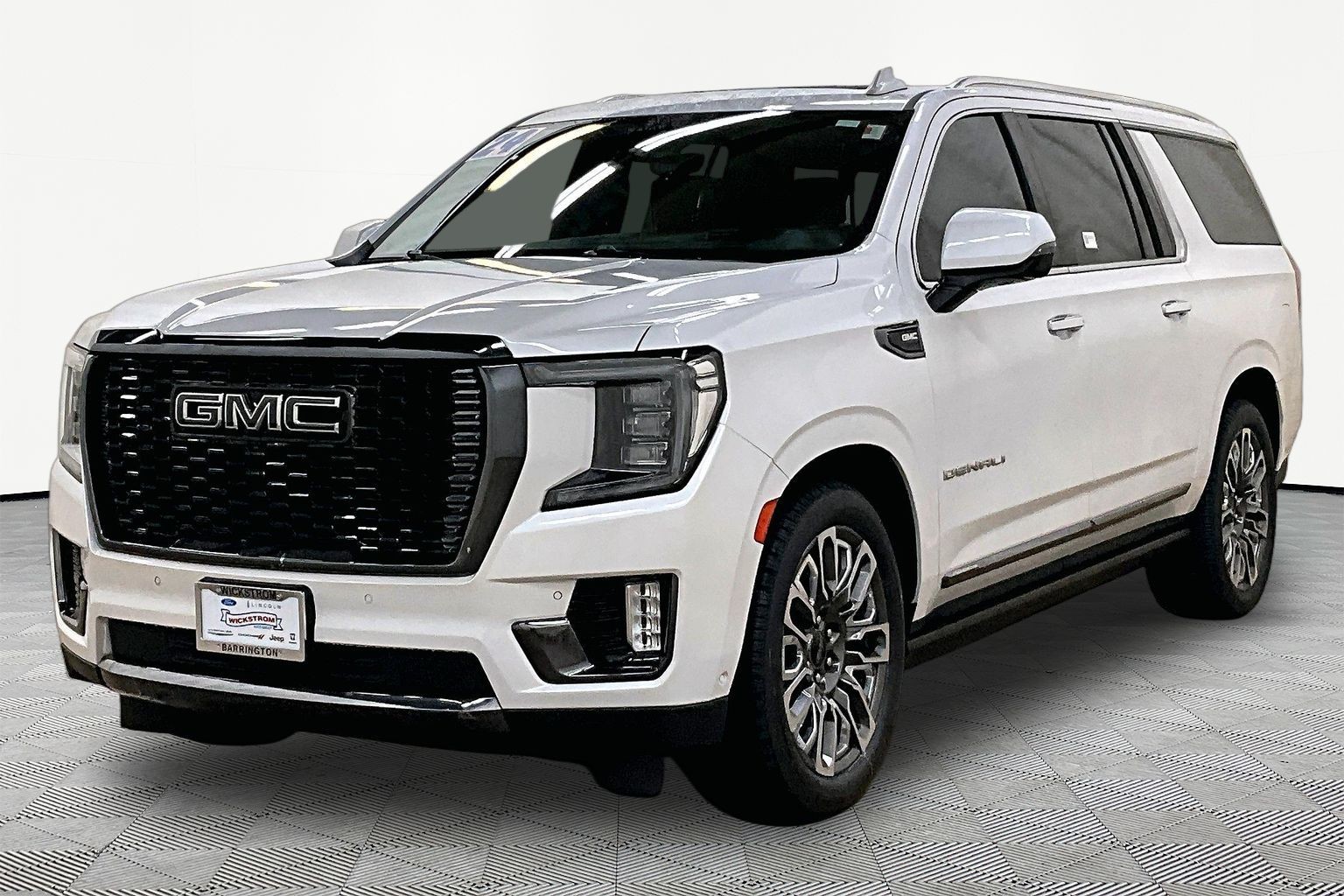 Used 2024 GMC Yukon XL Denali Ultimate SUV
