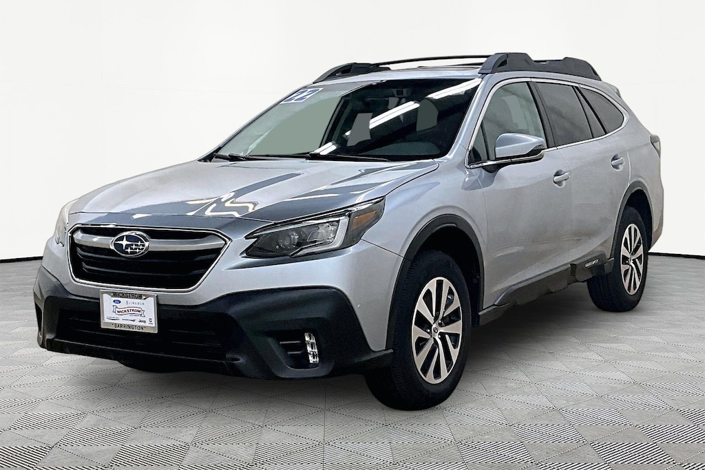 Used 2022 Subaru Outback Premium SUV