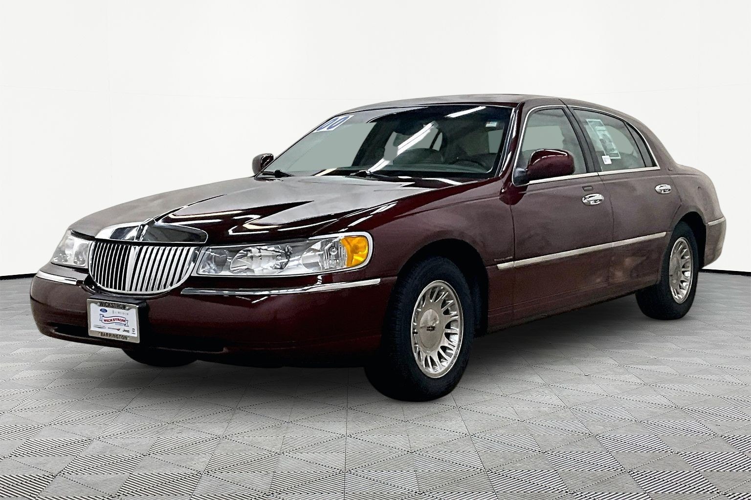 2000 Lincoln Town Car CARTIER