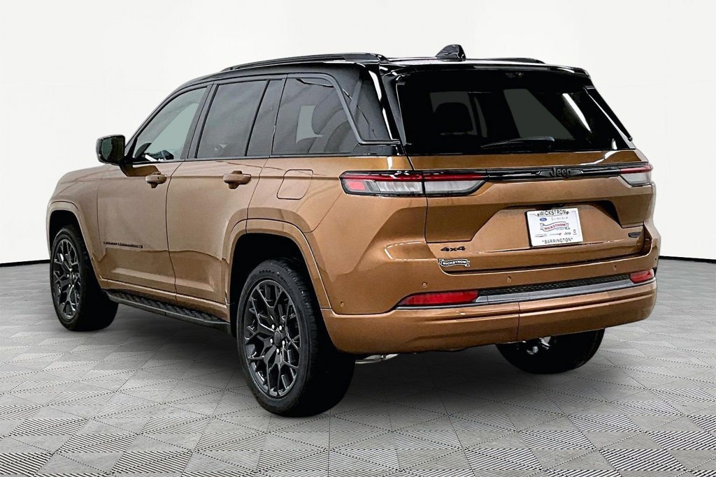 New 2026 Jeep Grand Cherokee Summit Sport Utility