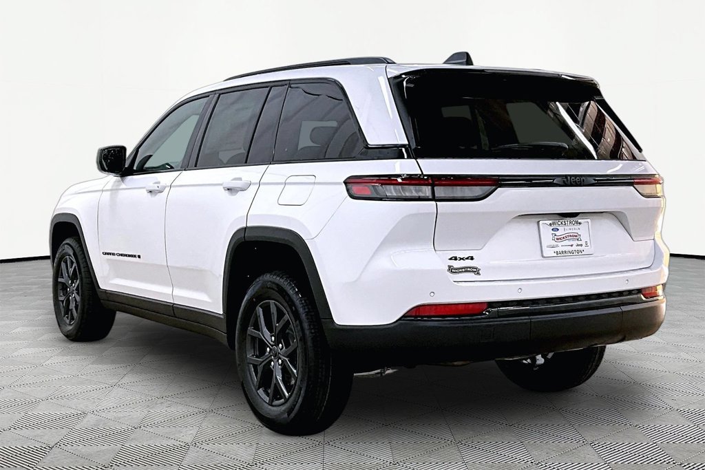 New 2027 Jeep Grand Cherokee Laredo X Sport Utility