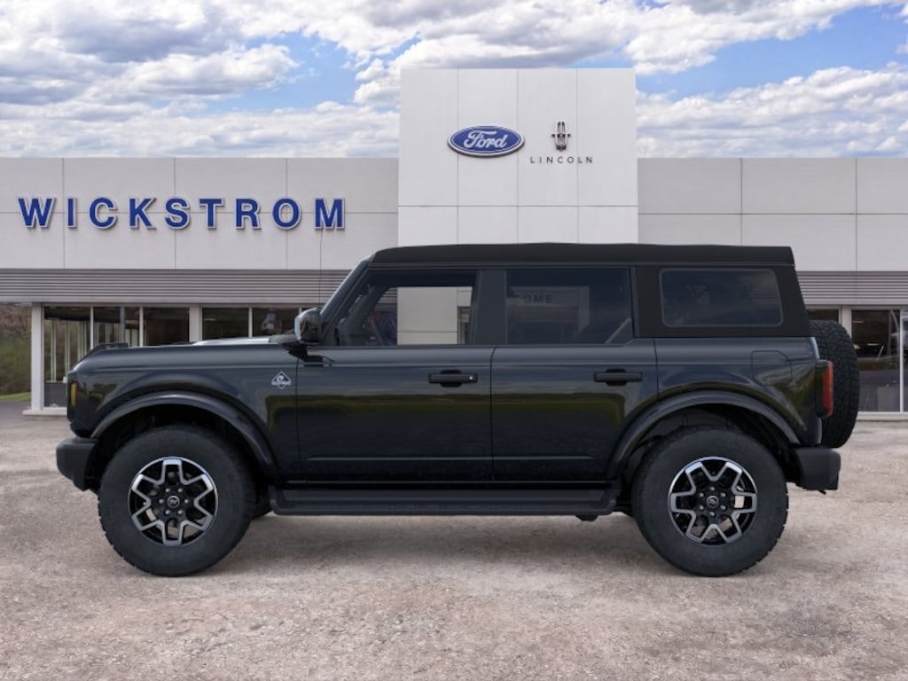 New 2026 Ford Bronco Outer Banks SUV