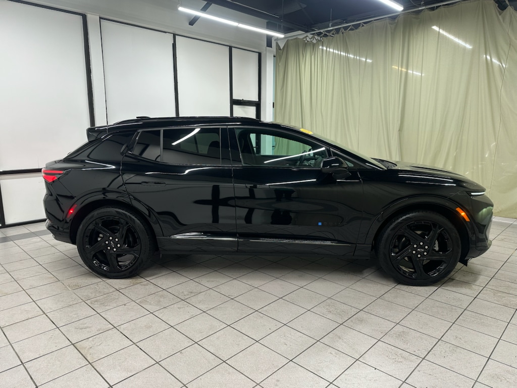 Used 2024 Chevrolet Equinox EV RS SUV