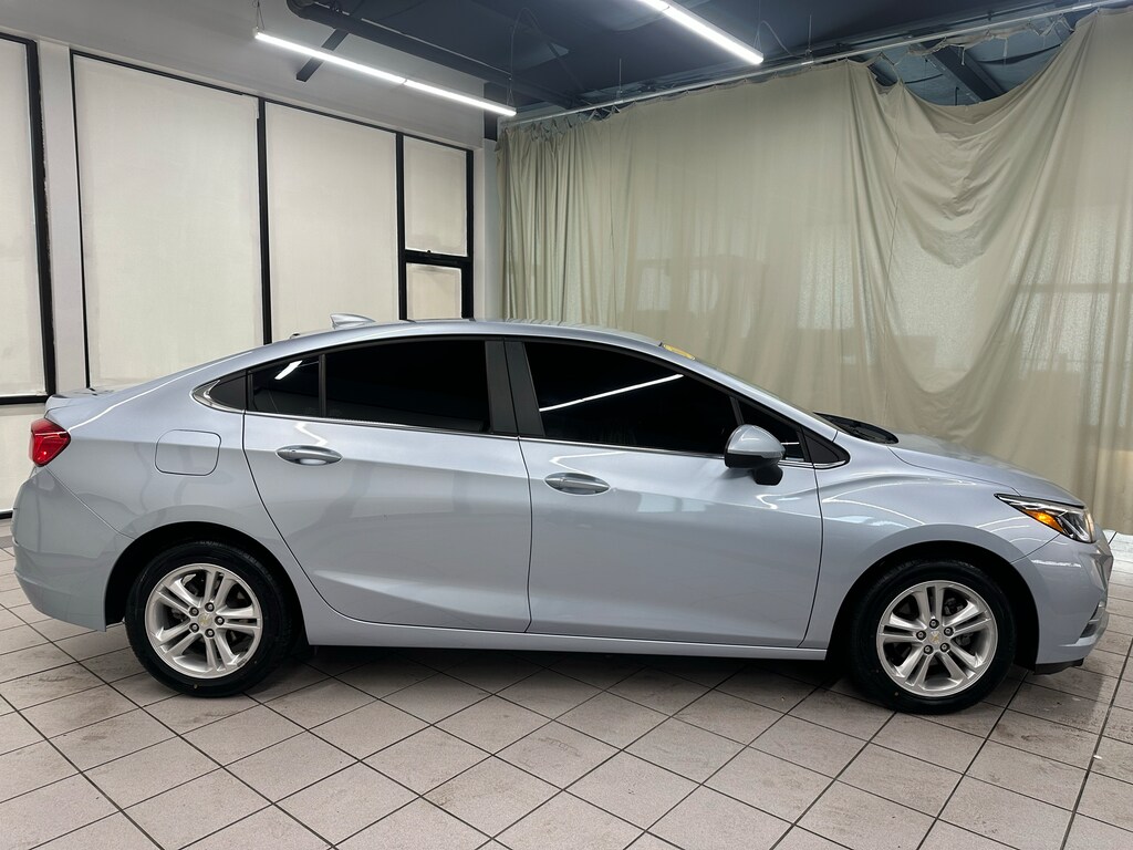 Used 2018 Chevrolet Cruze LT Sedan